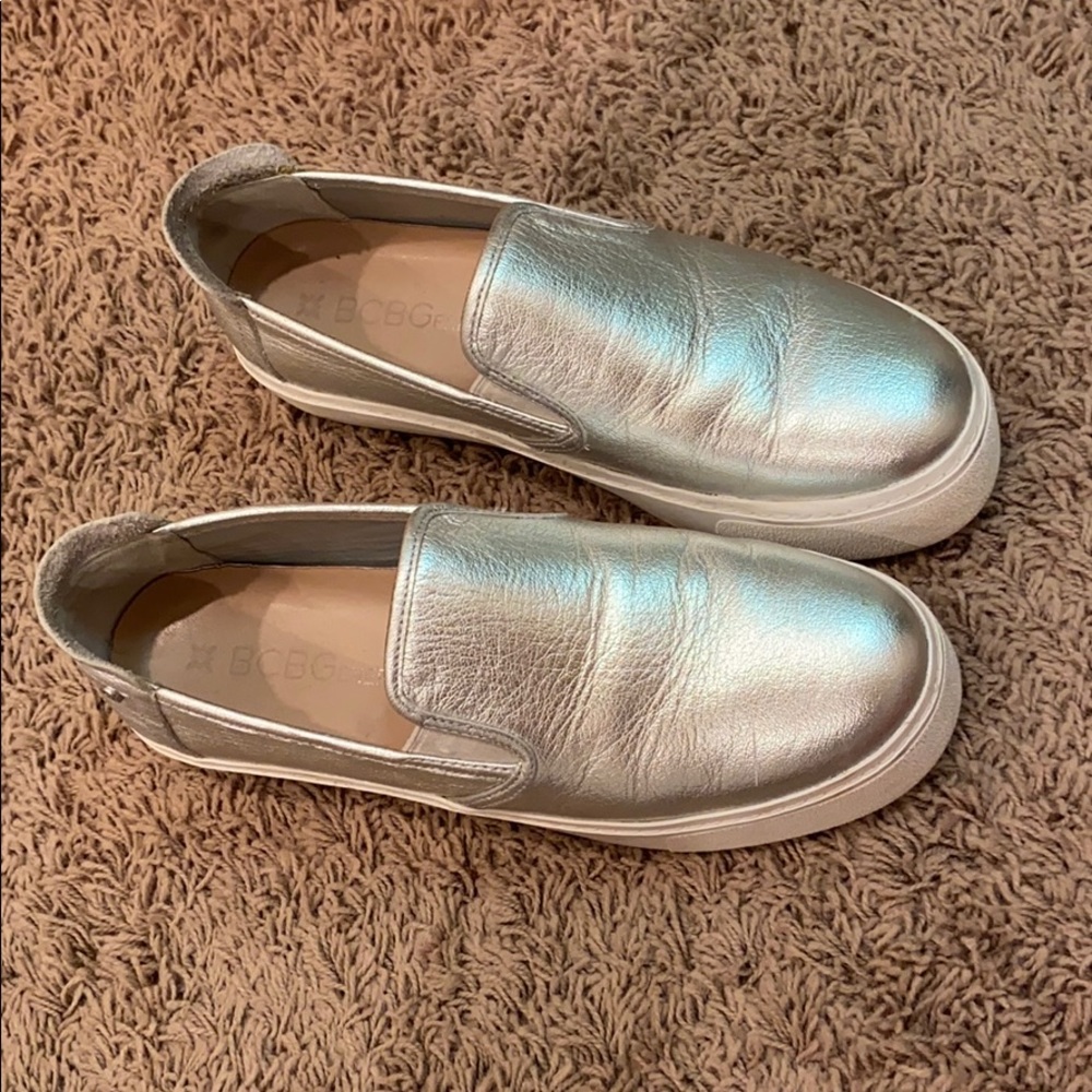 BCBG shoes